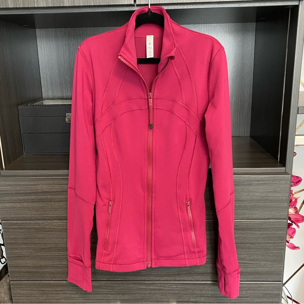 lululemon define jacket raspberry size 2